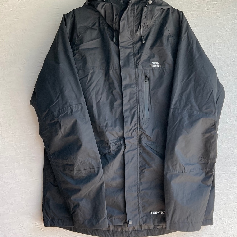 Trespass Men’s TP75 Waterproof Windproof Breathable Jacket Taped Seams B…